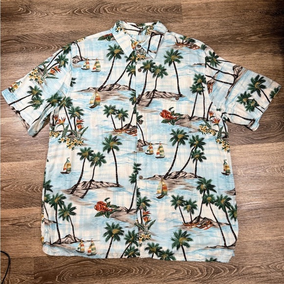 Batik Bay Shirt Men's SzL Hawaiian Button Up Casual Short Sleeve Nautical Surfer - Picture 1 of 7